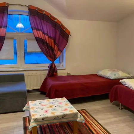 Lesniczowka Goscinne منزل للإقامة غدينيا